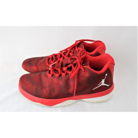 Baskets rouge AIR Jordan